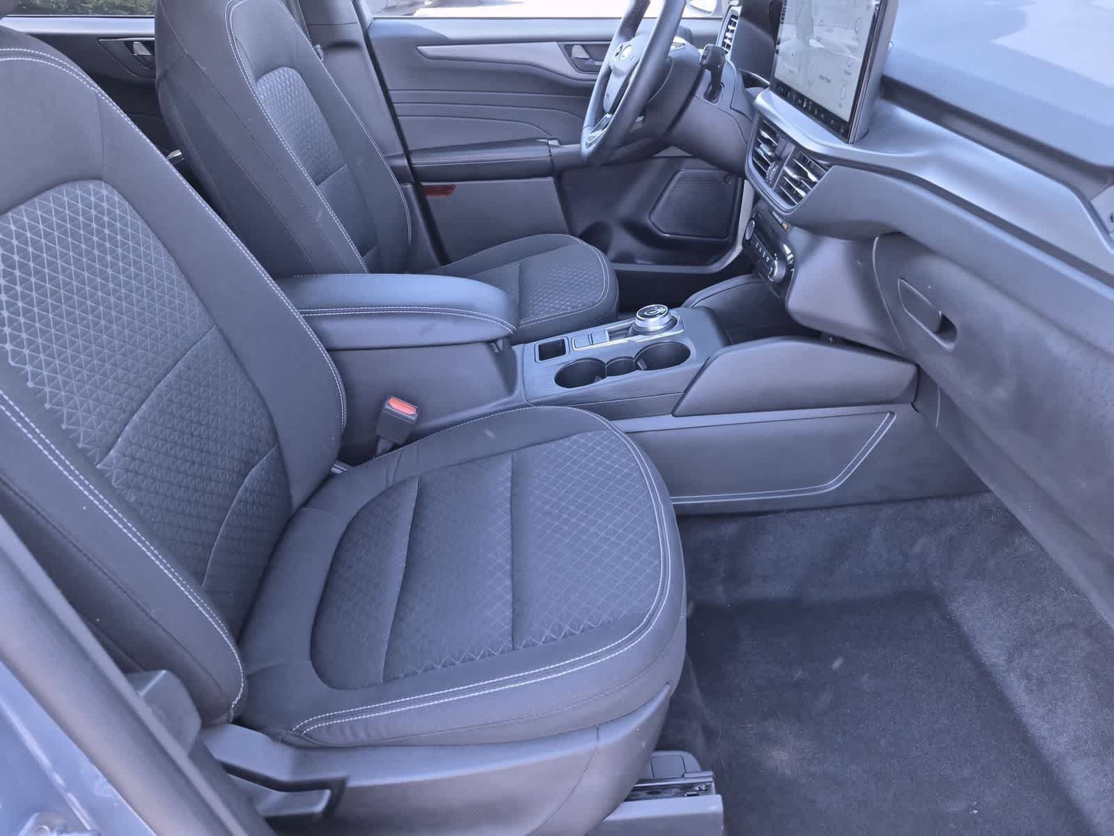Used 2024 Ford Escape Active w/ Tech Pack #1 AWD/4WD image 21