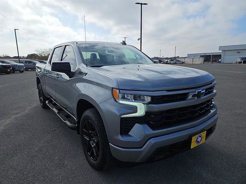 Used 2024 Chevrolet Silverado 1500 RST w/ Z71 Off-Road Package image 7