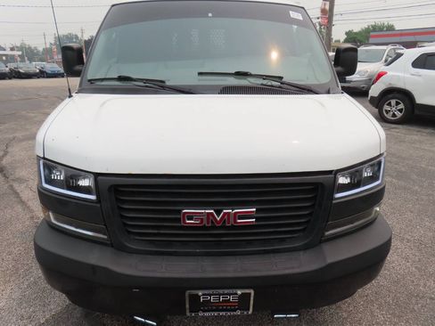 Used 2019 GMC Savana 2500 w/ Driver Convenience Package RWD image 30