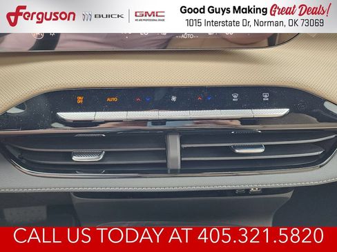 New 2027 Buick Enclave Preferred w/ Power Package AWD/4WD image 30