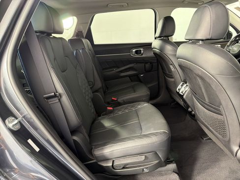 Used 2021 Kia Sorento SX FWD image 30