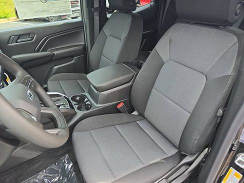 New 2026 Chevrolet Colorado Trail Boss AWD/4WD image 17