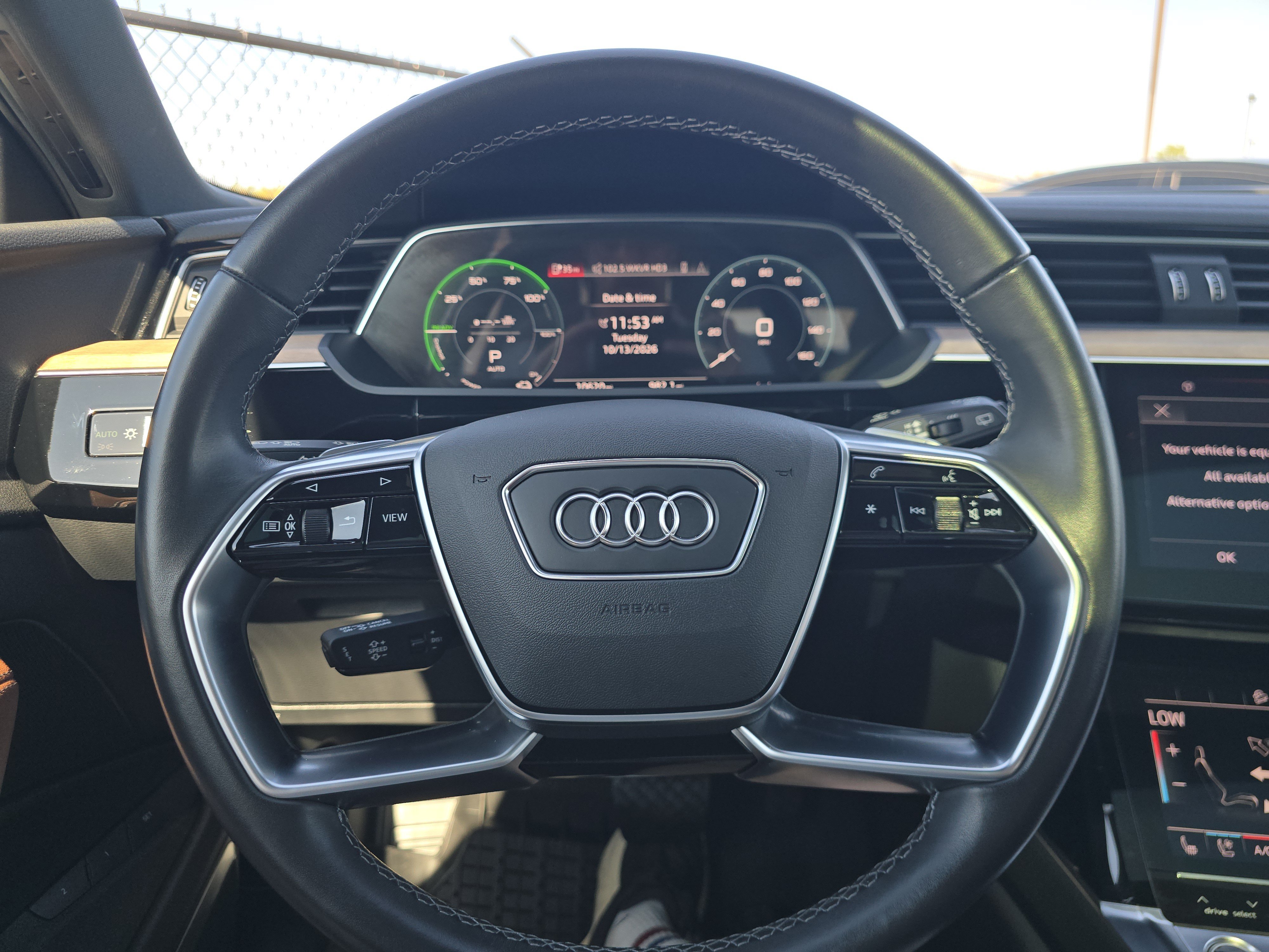 Used 2024 Audi Q8 e-tron Premium Plus AWD/4WD image 25