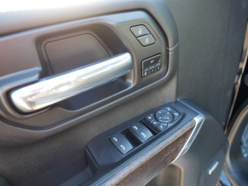 Used 2020 GMC Sierra 3500 Denali w/ Denali Ultimate Package image 19