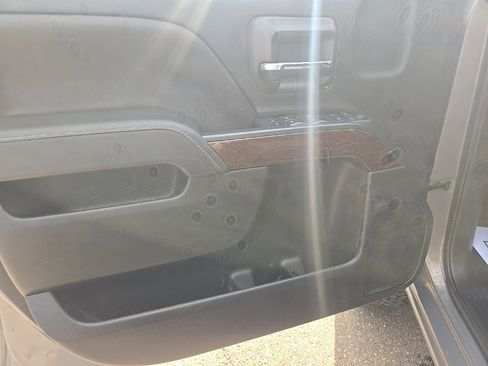 Used 2017 GMC Sierra 1500 SLE w/ SLE Value Package image 11