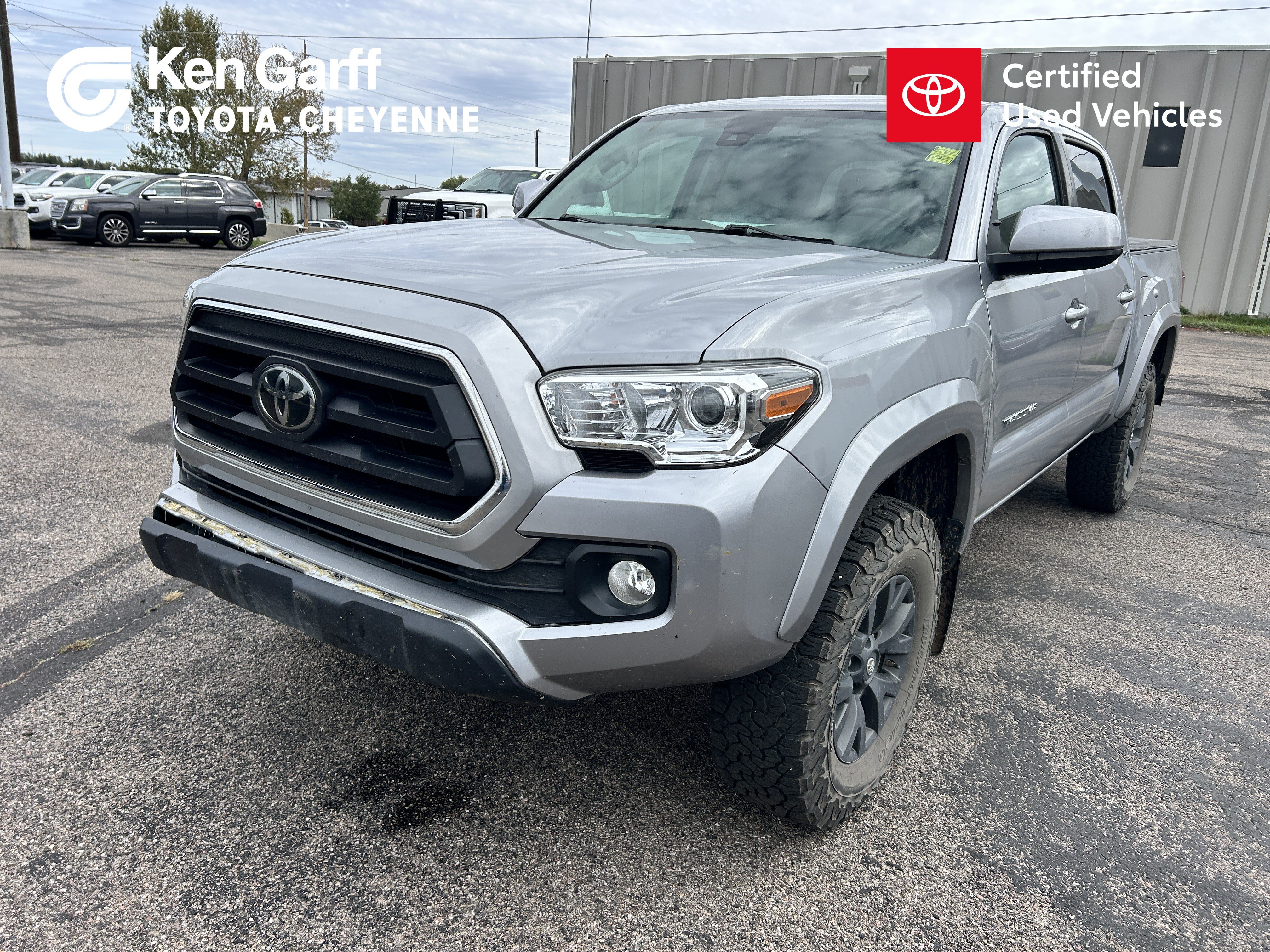 Used 2021 Toyota Tacoma SR5 AWD/4WD image 1