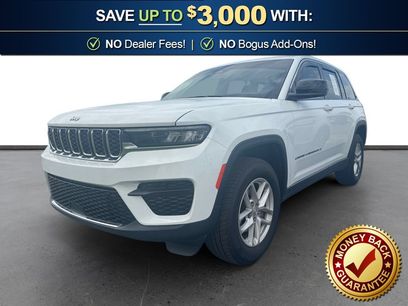 Used 2023 Jeep Grand Cherokee Laredo X