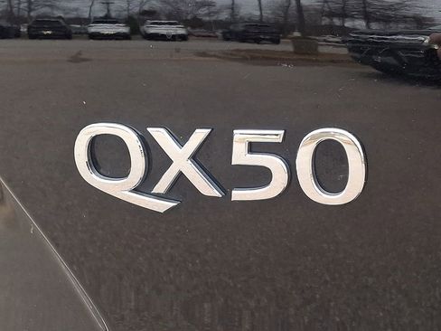 Used 2019 INFINITI QX50 Essential w/ Sensory Package image 33