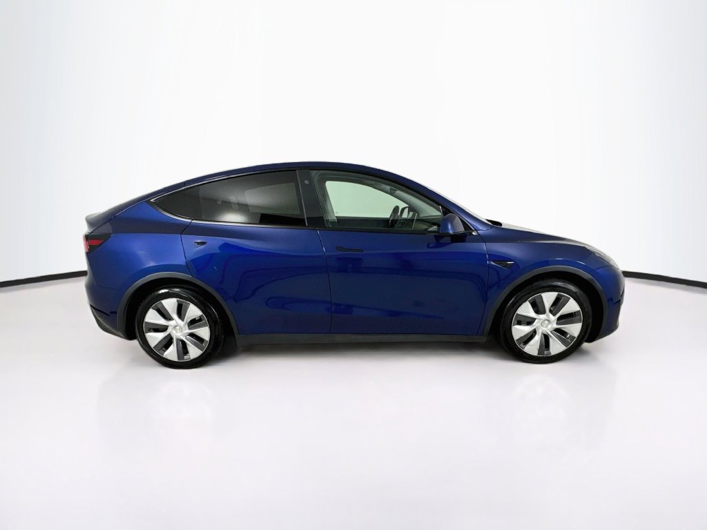 Used 2021 Tesla Model Y Long Range AWD/4WD image 8