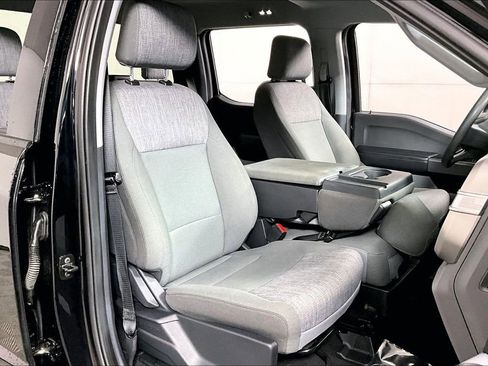 Used 2025 Ford F250 XLT image 7