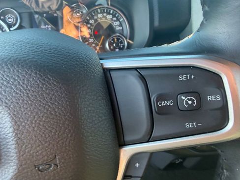 Certified 2022 RAM 1500 Big Horn image 22