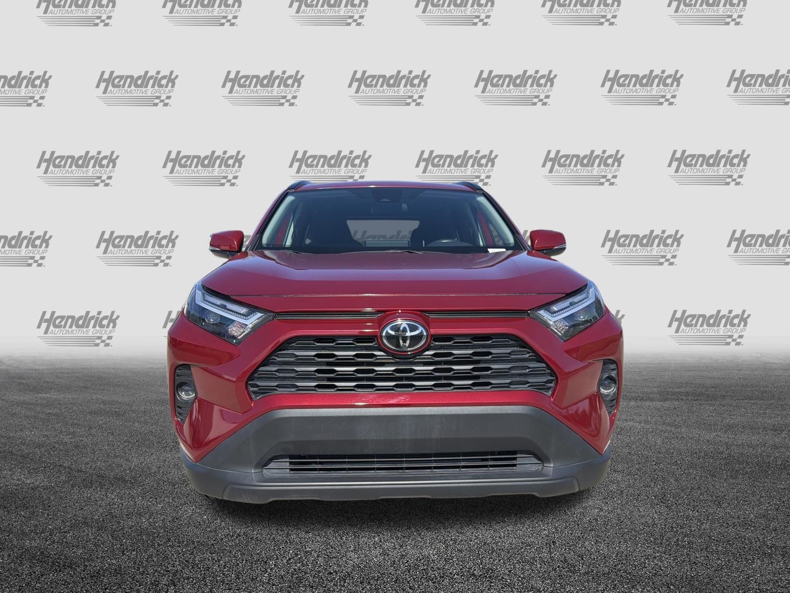 Used 2025 Toyota RAV4 XLE FWD image 3