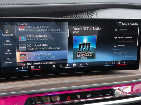 Used 2025 BMW 760i xDrive AWD/4WD image 22