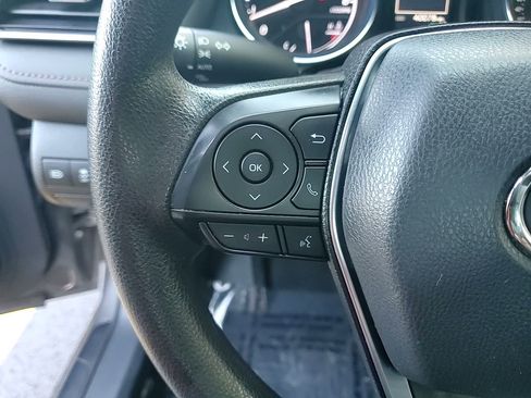 Certified 2020 Toyota Camry LE w/ Convenience Package image 24