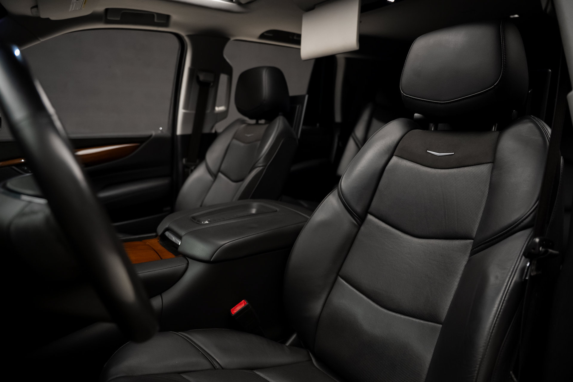 Used 2020 Cadillac Escalade Luxury RWD image 52