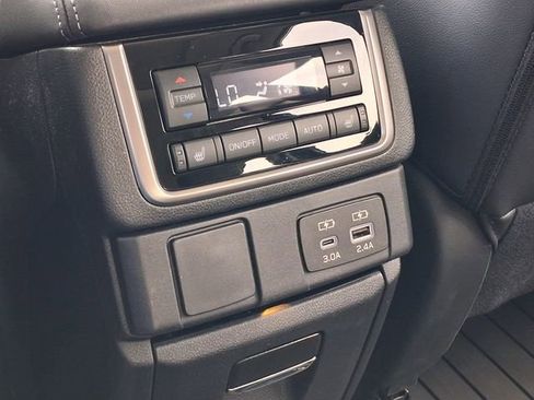 Certified 2026 Subaru Ascent Limited AWD/4WD image 20