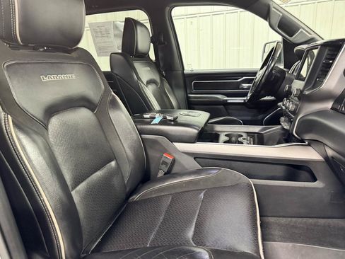 Used 2021 RAM 1500 Laramie w/ Sport Appearance Package AWD/4WD image 15