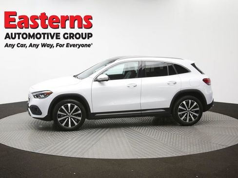 Used 2023 Mercedes-Benz GLA 250 4MATIC w/ Premium Package image 62