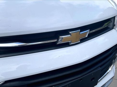 Used 2019 Chevrolet Trax LT w/ LT Convenience Package FWD image 32