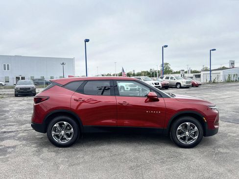Used 2025 Chevrolet Blazer LT AWD/4WD image 4