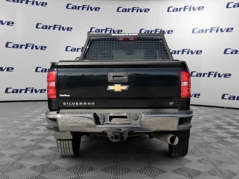 Used 2018 Chevrolet Silverado 2500 LT w/ LT Convenience Package AWD/4WD image 4