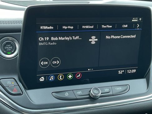 Used 2025 Chevrolet Blazer LT image 29