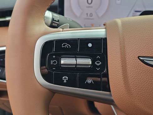 New 2026 Genesis GV70 2.5T Advanced image 36