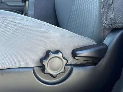 Used 2021 Toyota Tacoma SR image 14