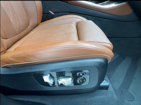 Used 2023 BMW X5 xDrive45e AWD/4WD image 34