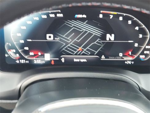 Used 2022 BMW M4 Coupe w/ Executive Package image 15