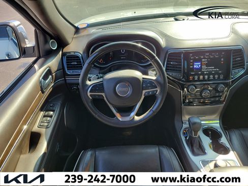 Used 2019 Jeep Grand Cherokee Overland AWD/4WD image 19