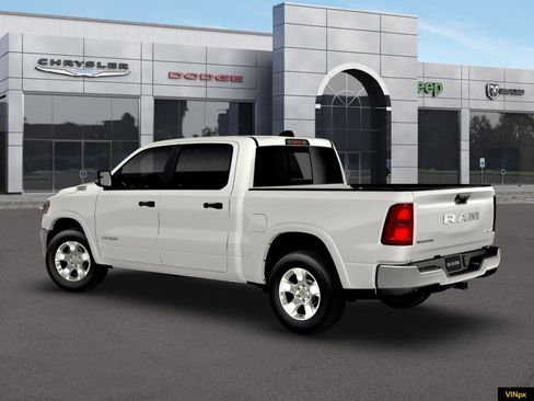 New 2026 RAM 1500 Big Horn AWD/4WD image 4
