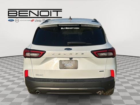 Used 2025 Ford Escape ST-Line w/ Equipment Group 301A image 6