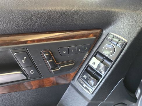 Used 2013 Mercedes-Benz GLK 350 2WD w/ Multimedia Pkg image 19