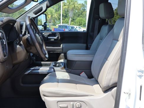 Used 2023 Chevrolet Silverado 2500 LTZ w/ LTZ Convenience Package image 8