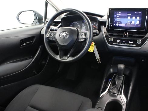 Used 2024 Toyota Corolla LE FWD image 27