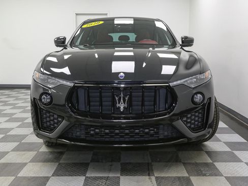 Used 2020 Maserati Levante S GranSport image 3