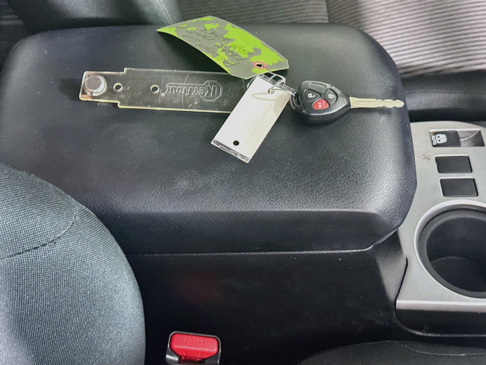Used 2015 Toyota 4Runner SR5 RWD image 32