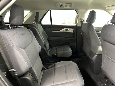 New 2026 Ford Explorer Active image 30