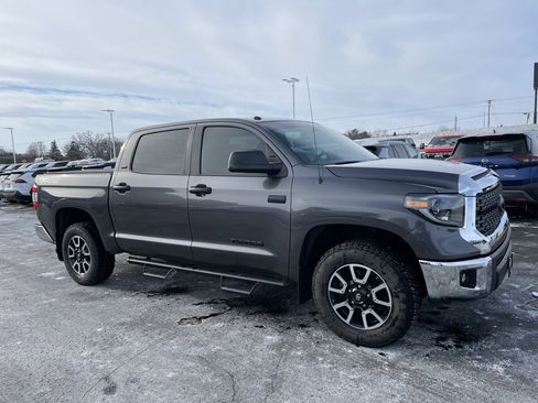 Used 2019 Toyota Tundra SR5 image 2