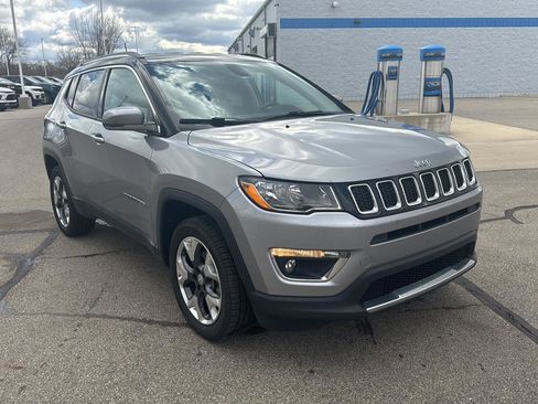 Used 2020 Jeep Compass Limited image 8