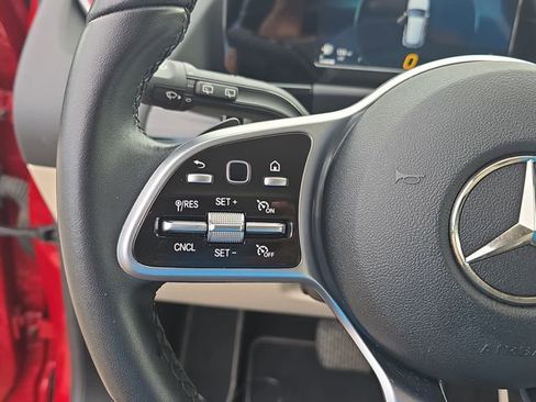 Used 2022 Mercedes-Benz GLA 250 image 18