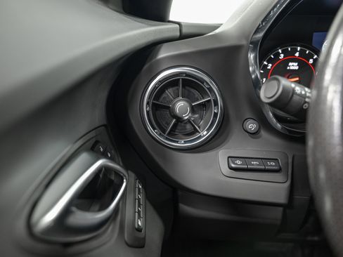 Used 2022 Chevrolet Camaro SS image 17