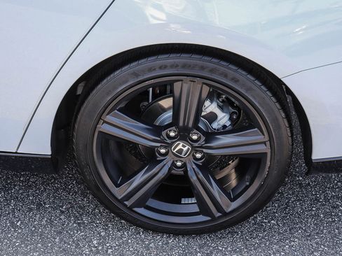 Certified 2024 Honda Accord Sport image 8