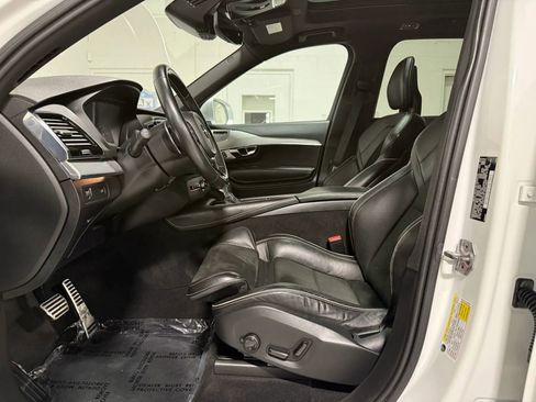 Used 2017 Volvo XC90 T6 R-Design w/ Vision Package AWD/4WD image 12