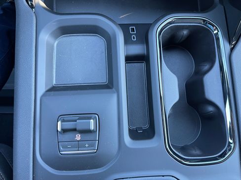 New 2026 GMC Sierra 2500 AT4 w/ Technology Package image 16