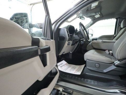 Used 2019 Ford F350 XL w/ STX Appearance Package AWD/4WD image 9