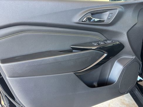 New 2026 Chevrolet Trax LT image 9