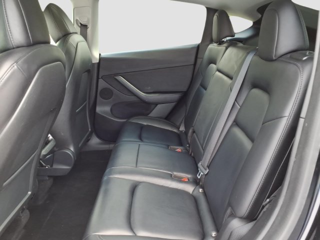 Used 2022 Tesla Model Y Performance AWD/4WD image 30
