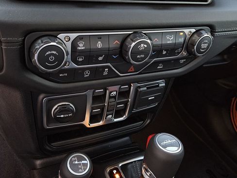 New 2026 Jeep Gladiator Sport AWD/4WD image 20